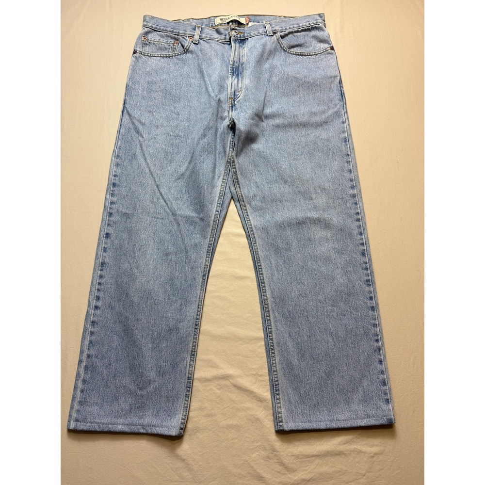 Levis 505 Regular Fit Light Wash Blue Denim Jeans Mens W40 L32 Straight Leg
